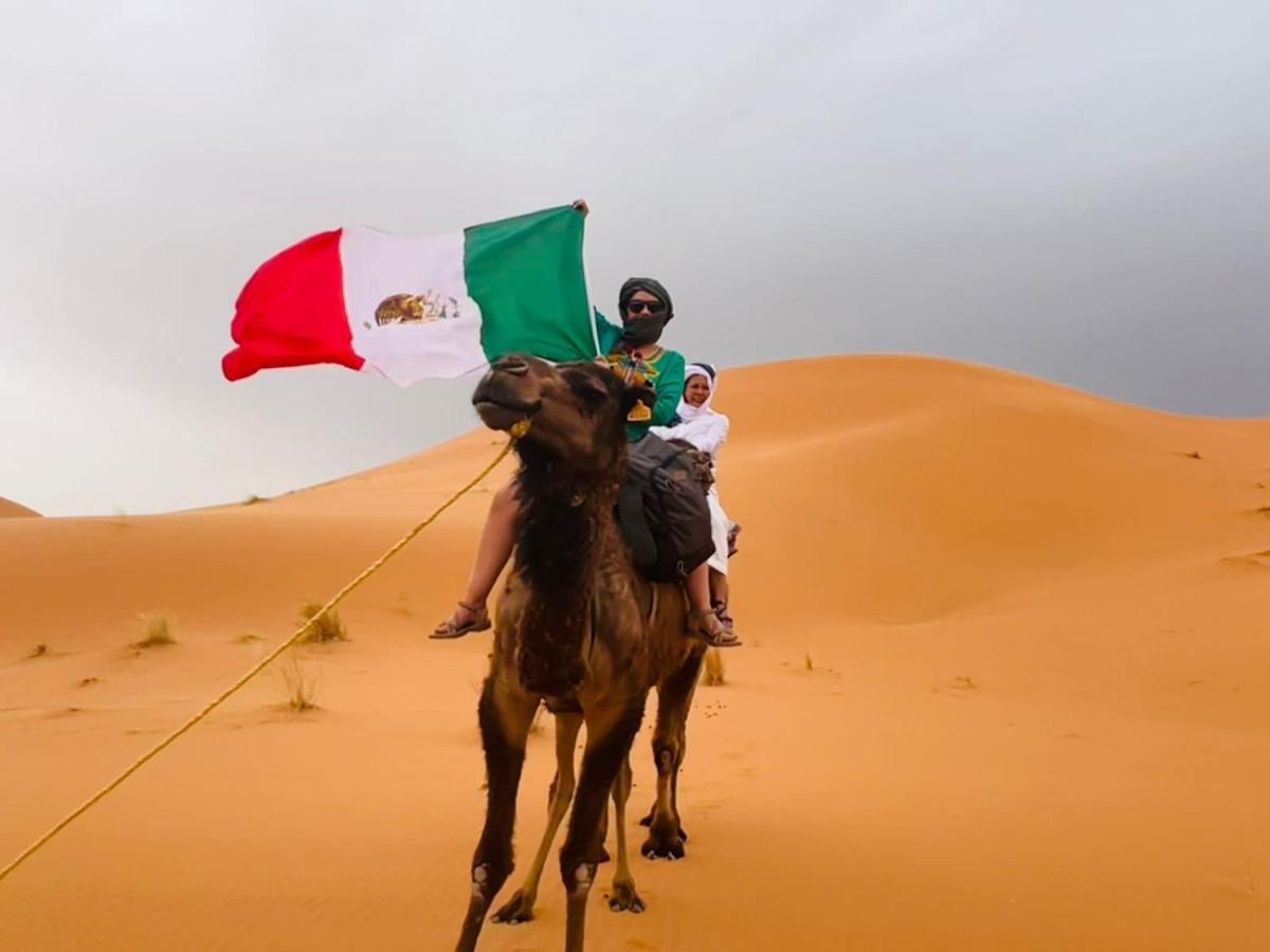 Desert Camel Trekking Camp Merzouga Bagian luar foto